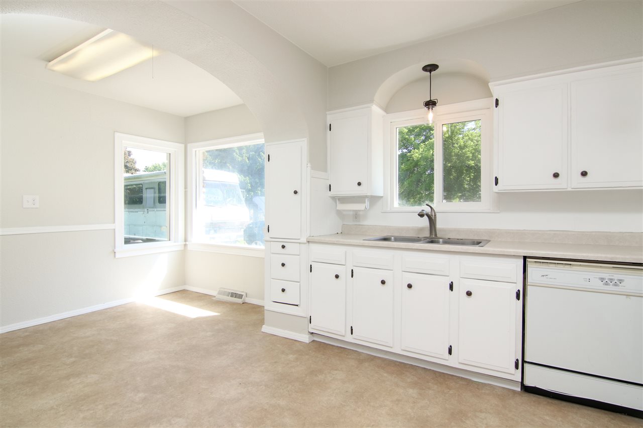 530 North Flora Road Spokane Valley, WA 99016 - Photo 9 of 20