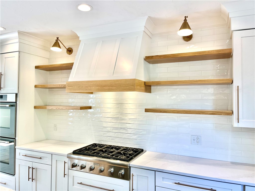 34 Wintergreen Way Glocester, RI 02814 - Photo 5 of 15