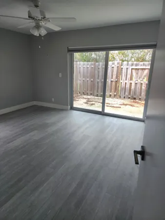 $2,200 | 8933 Southeast Hobe Ridge Avenue, Hobe Sound, FL 33455