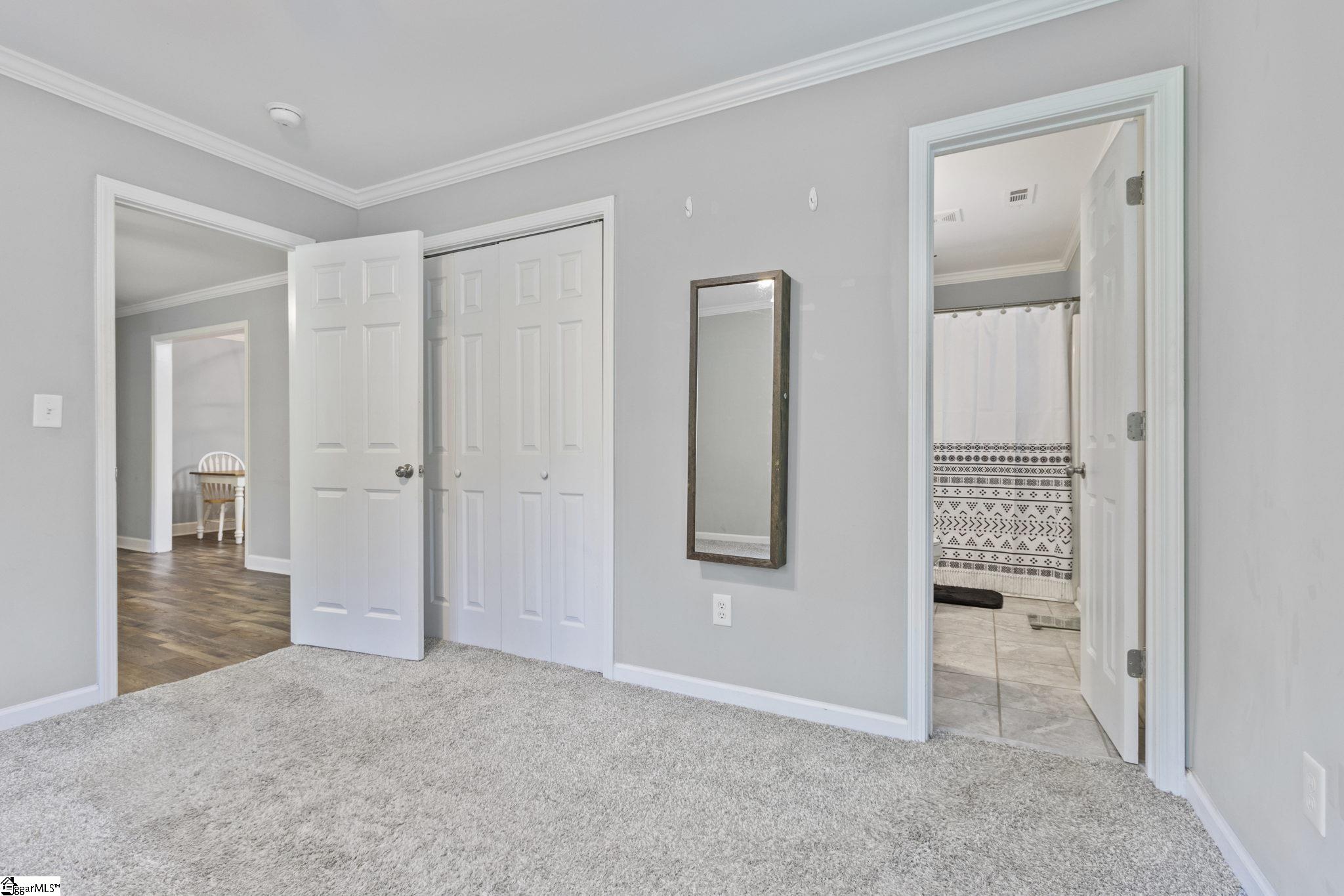 128 Geddy Road Gray Court, SC 29645 - Photo 11 of 25