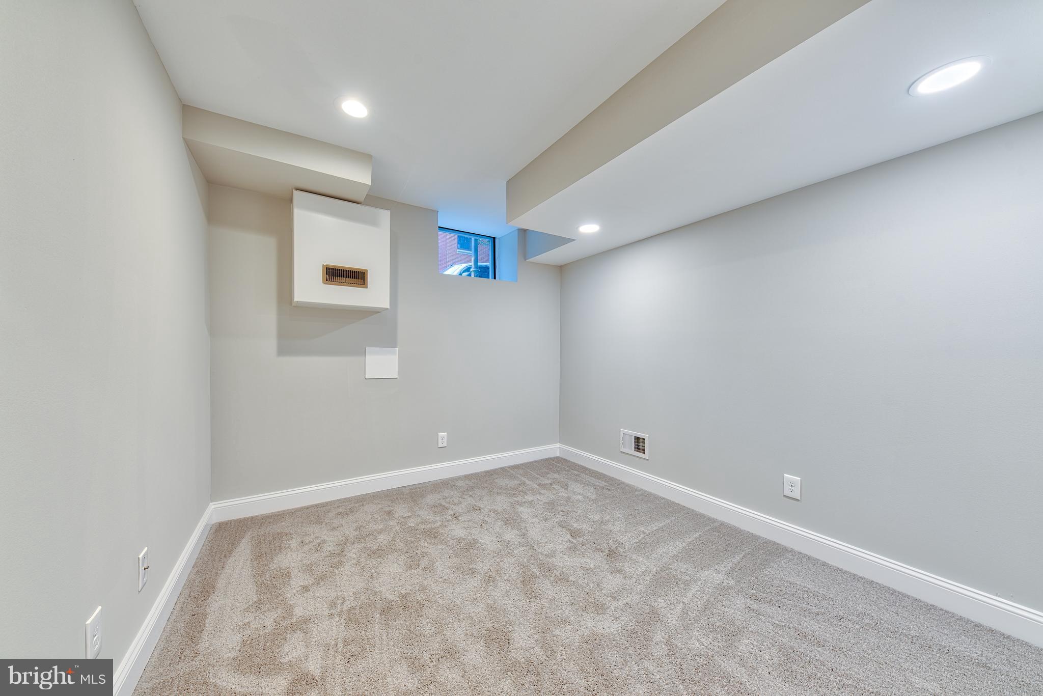 115 North Decker Avenue Baltimore, MD 21224 - Photo 14 of 30 a view of empty room