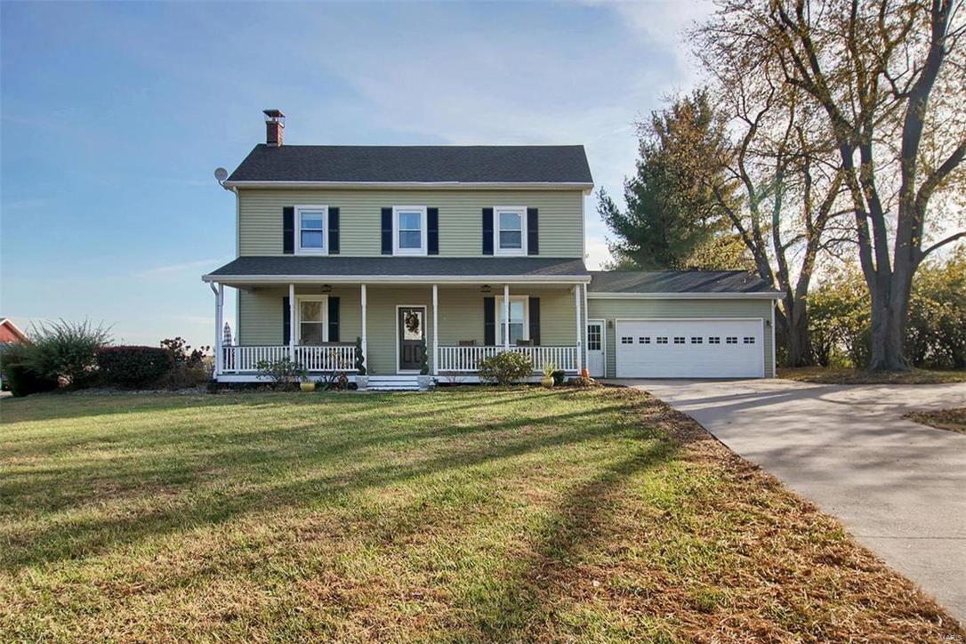 8200 Pin Oak Road Edwardsville, IL 62025 - Photo 1 of 56
