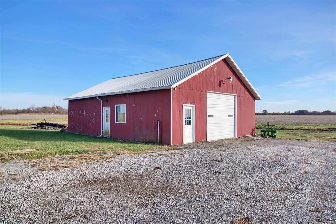 8200 Pin Oak Road Edwardsville, IL 62025 - Photo 40 of 56