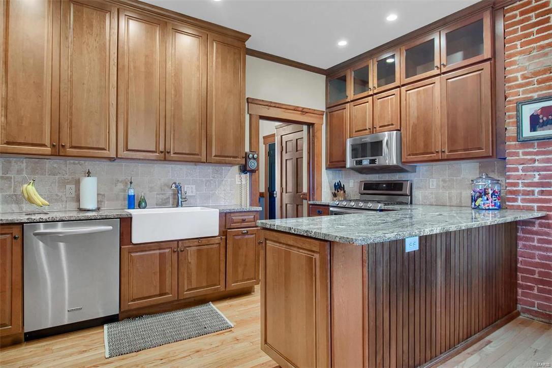 8200 Pin Oak Road Edwardsville, IL 62025 - Photo 7 of 56