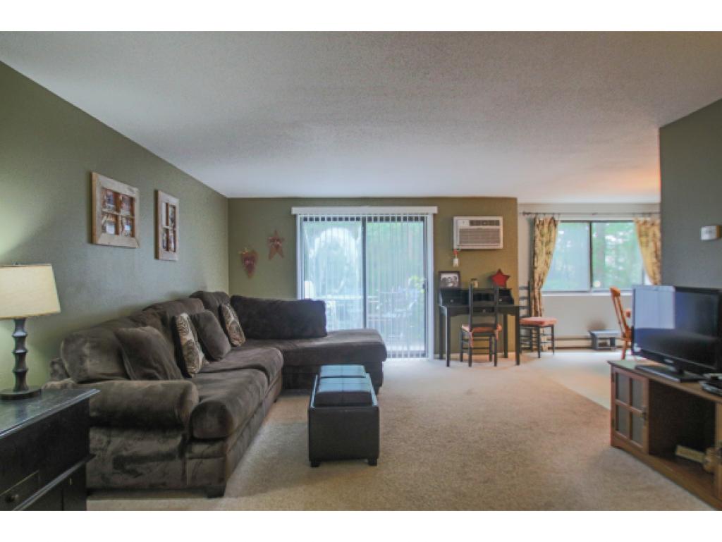 11 Indian Rock Road, Unit 11 Merrimack, NH 03054 - Photo 3 of 25