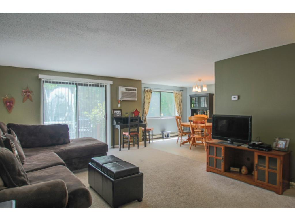 11 Indian Rock Road, Unit 11 Merrimack, NH 03054 - Photo 4 of 25