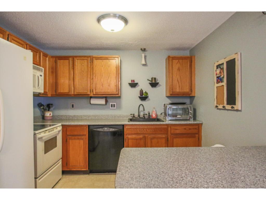 11 Indian Rock Road, Unit 11 Merrimack, NH 03054 - Photo 10 of 25