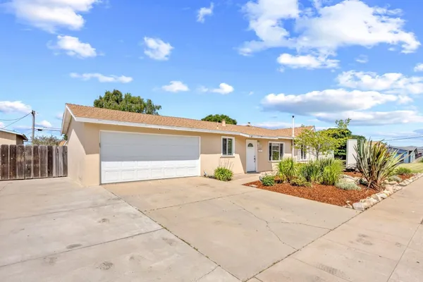 $699,900 | 285 Kelton Drive, Salinas, CA 93906