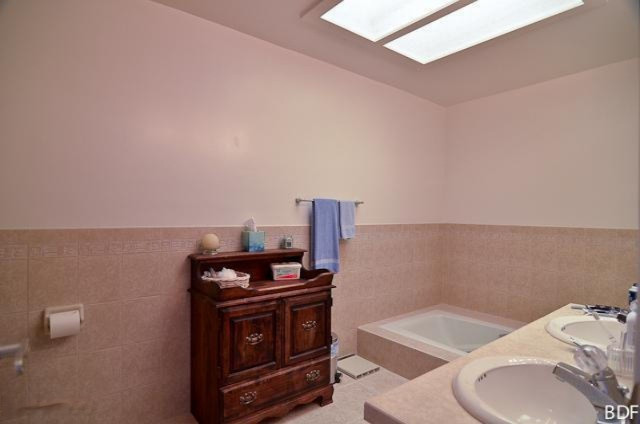 Undisclosed Address Niles, MI 49120 - Photo 11 of 11 Bath3