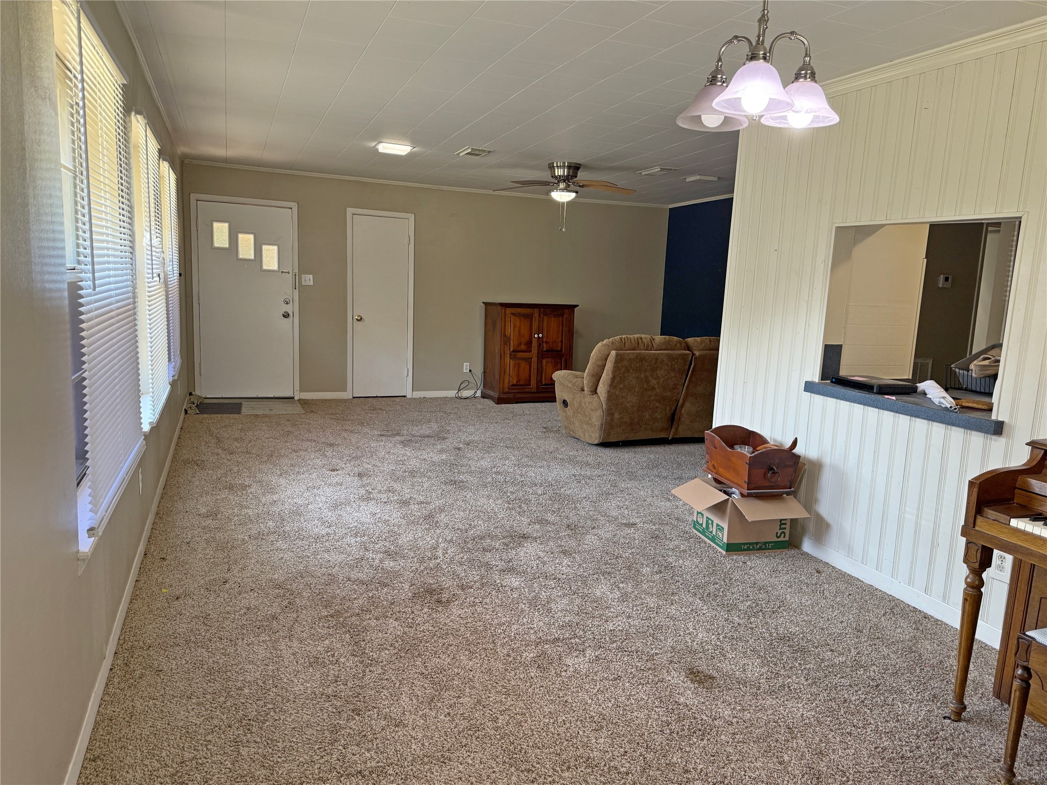 508 Rals Drive Onalaska, TX 77360 - Photo 14 of 42 Dining area facing front door
