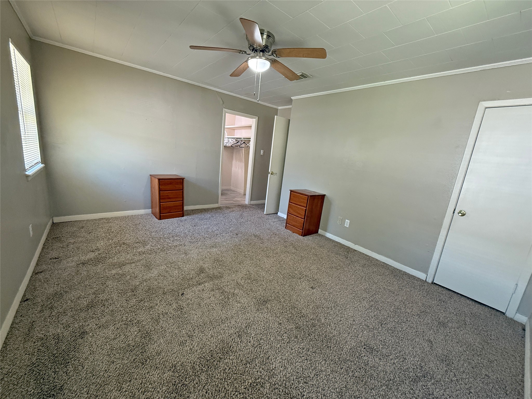 508 Rals Drive Onalaska, TX 77360 - Photo 28 of 42 Primary bedroom facing primary bath and walk in closet