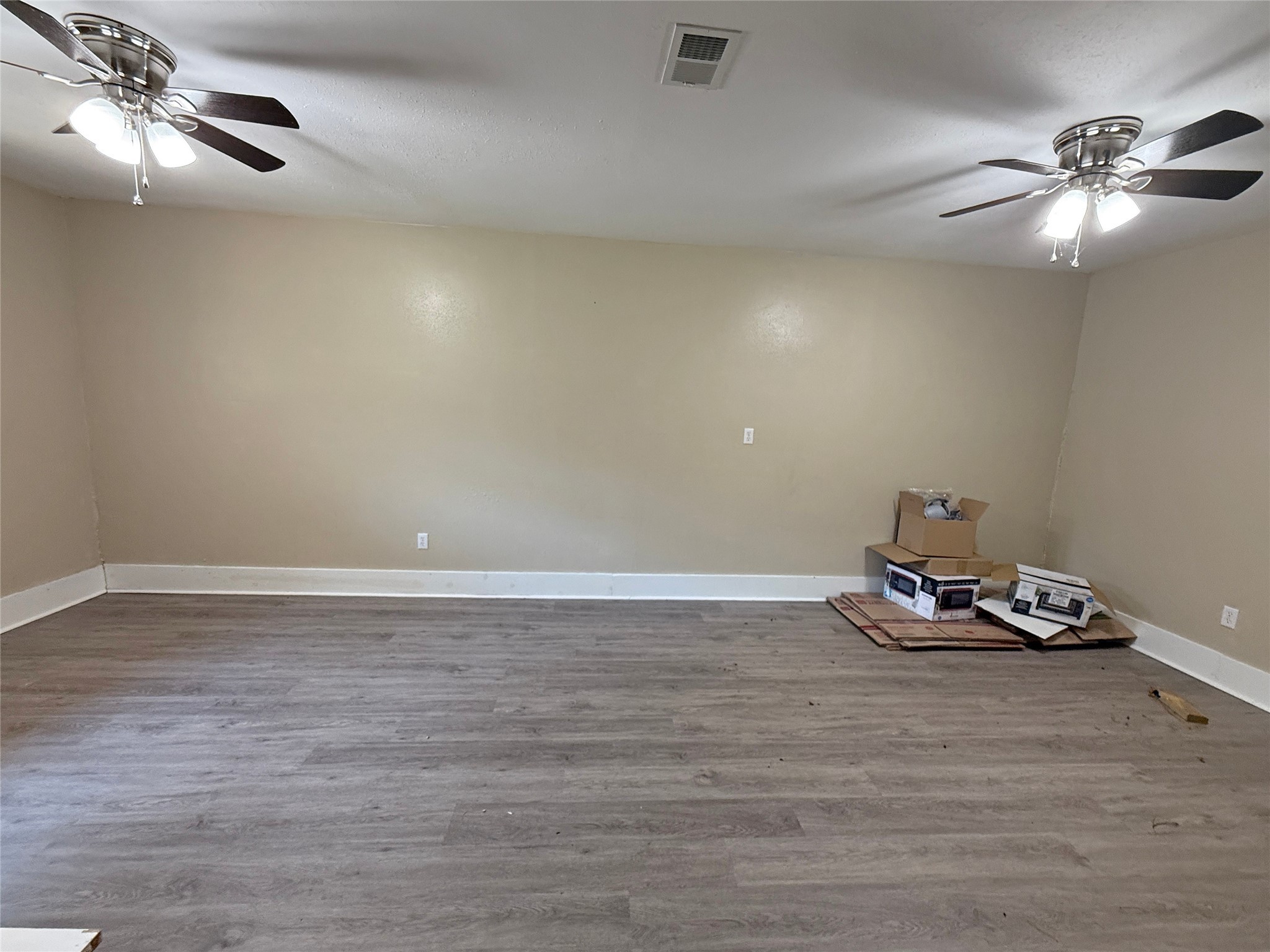 508 Rals Drive Onalaska, TX 77360 - Photo 38 of 42 a view of a room with gym equipment