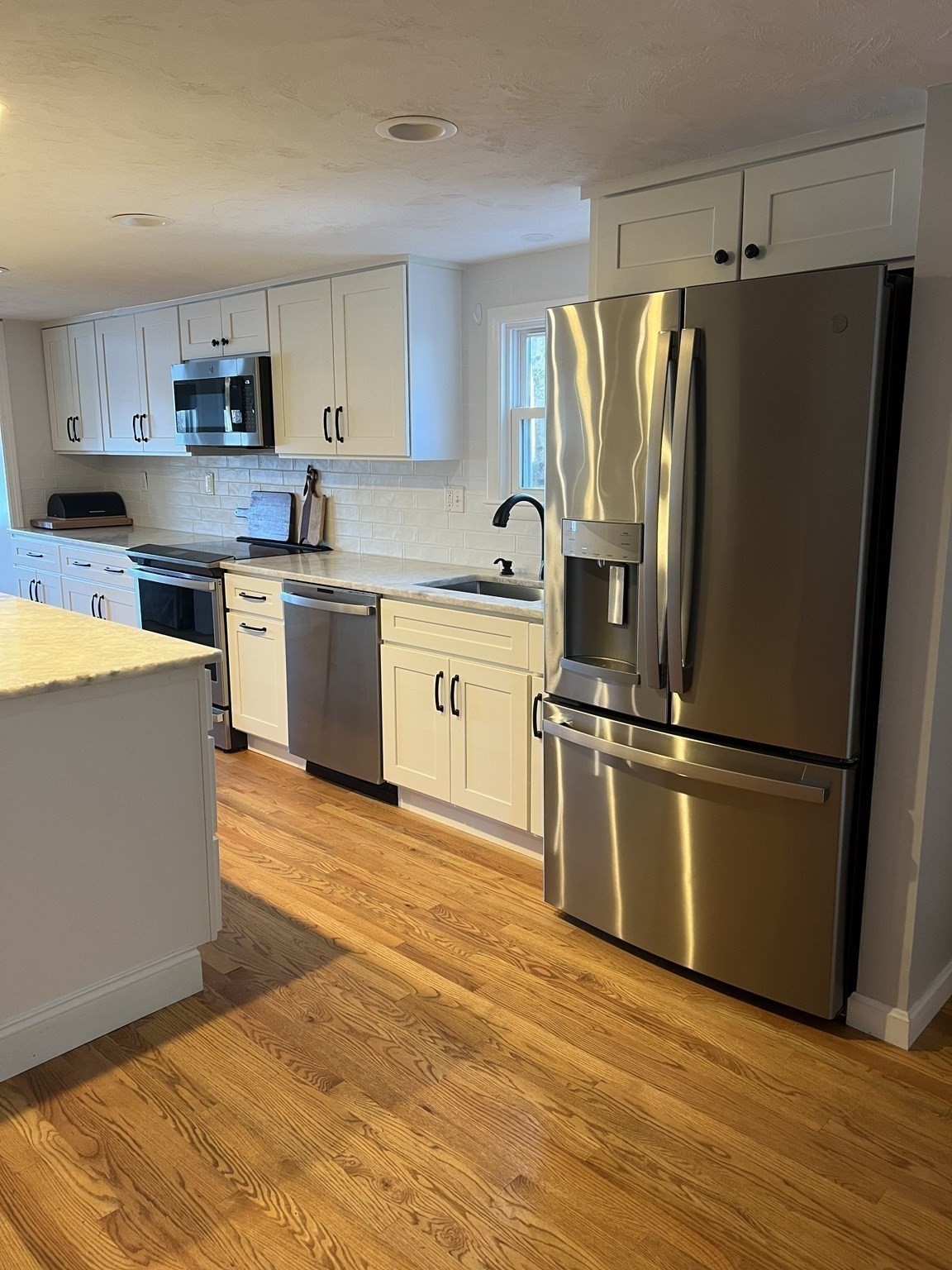 75 Ridge Road Foxboro, MA 02035 - Photo 5 of 19 Gallery Image 5