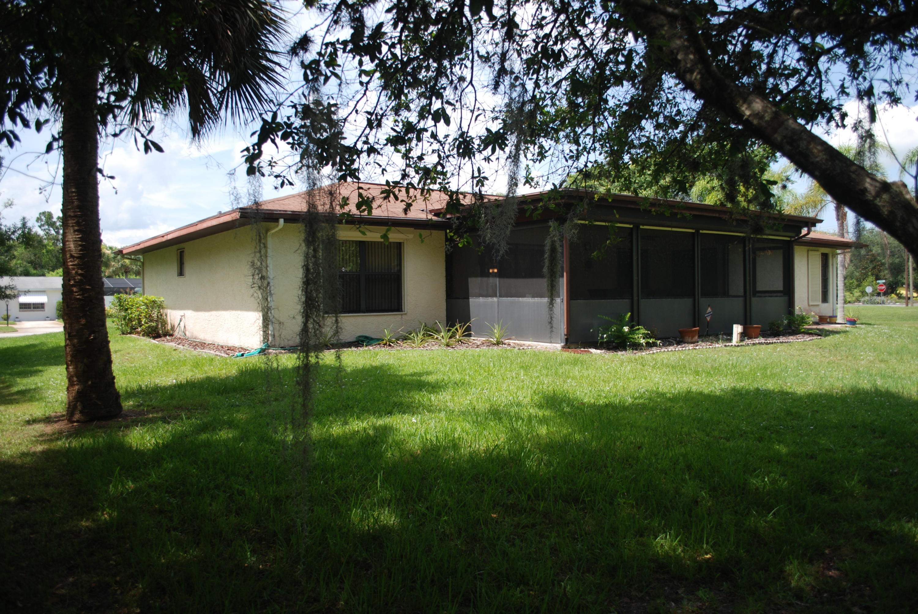 7602 Salerno Road Fort Pierce, FL 34951 - Photo 5 of 49 DSC_0147