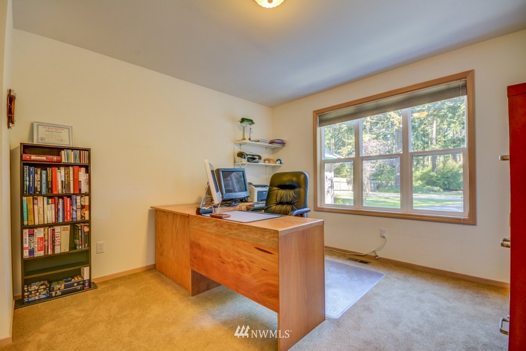 1849 West Beach Road Oak Harbor, WA 98277 - Photo 20 of 25 Gallery Image 20