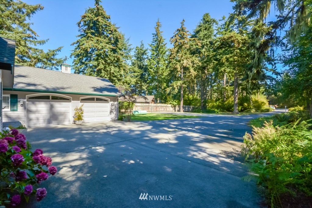 1849 West Beach Road Oak Harbor, WA 98277 - Photo 23 of 25 Gallery Image 23