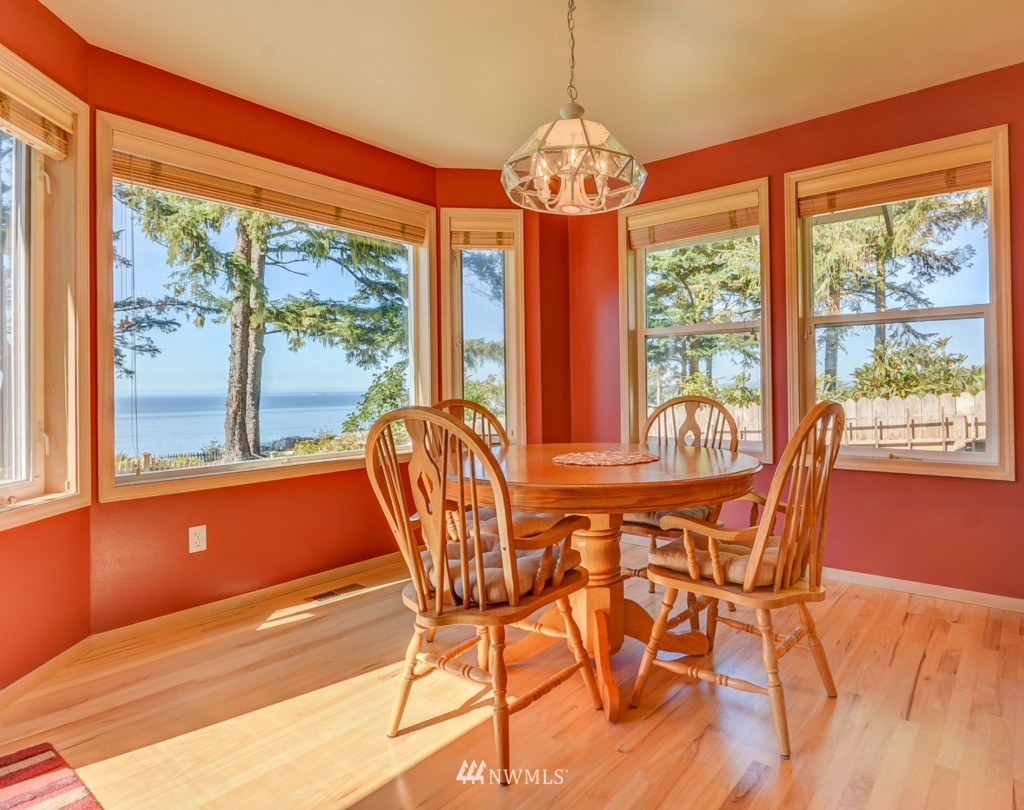1849 West Beach Road Oak Harbor, WA 98277 - Photo 9 of 25 Gallery Image 9