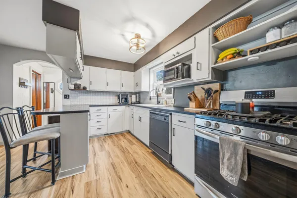 $399,000 | 20687 Highway 28, Glenwood, MN 56334