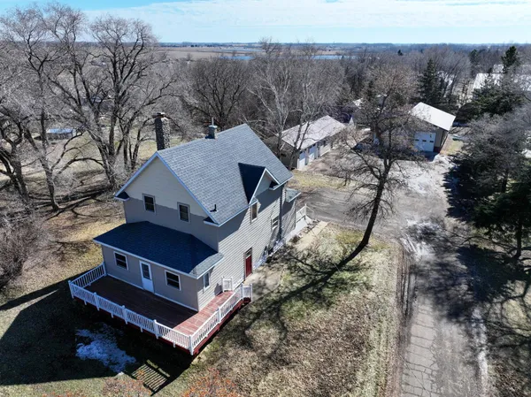$399,000 | 20687 Highway 28, Glenwood, MN 56334