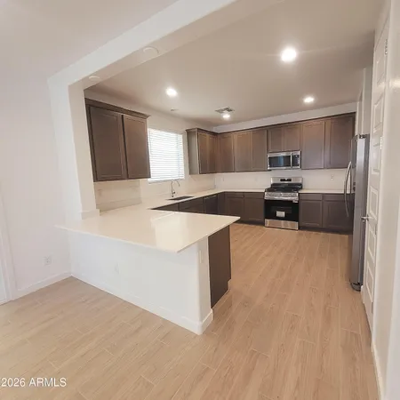 $2,900 | 9833 West Catalina Drive, Phoenix, AZ 85037