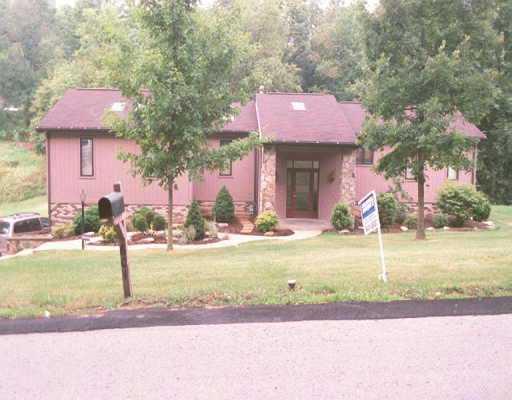 601 McCombs Road Venetia, PA 15367 - Photo 1 of 1