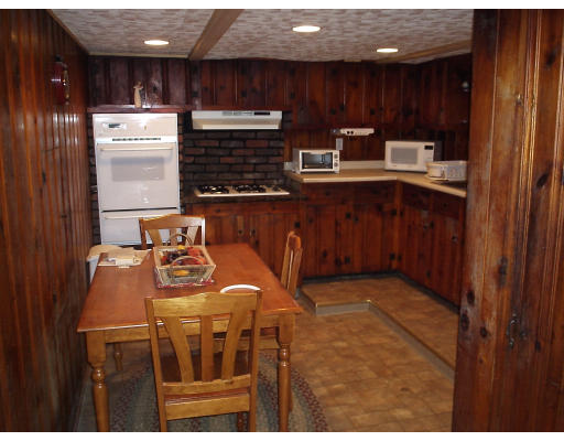 159 Sherman Road Somerset, MA 02726 - Photo 7 of 8 Gallery Image 7