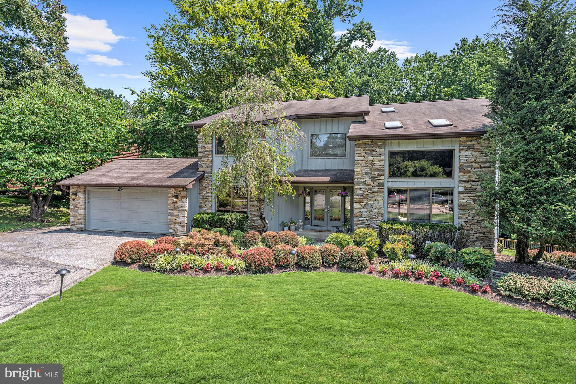 2005 Burdock Road Baltimore, MD 21209 - Photo 47 of 59 Landscaped Grounds | Cul-de-Sac