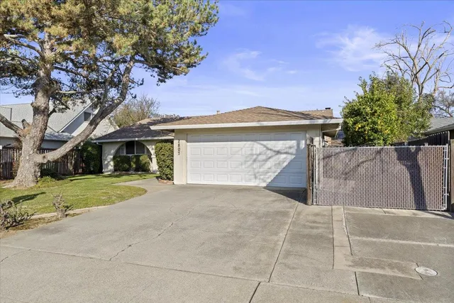 $729,900 | 2807 Layton Drive, Davis, CA 95618