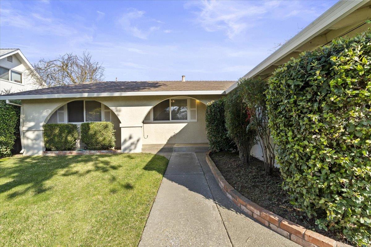 2807 Layton Drive Davis, CA 95618 - Photo 6 of 23 a front view of a house with garden
