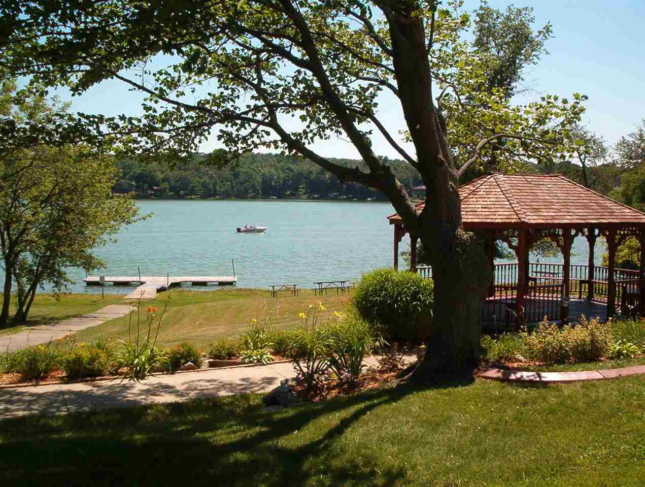 1596 Larchmont Road Davis, IL 61019 - Photo 8 of 16 Gallery Image 8