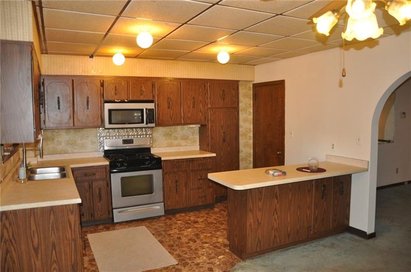 316 Freeport Road Pittsburgh, PA 15238 - Photo 5 of 24 Gallery Image 5