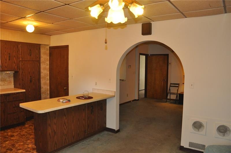 316 Freeport Road Pittsburgh, PA 15238 - Photo 6 of 24 Gallery Image 6