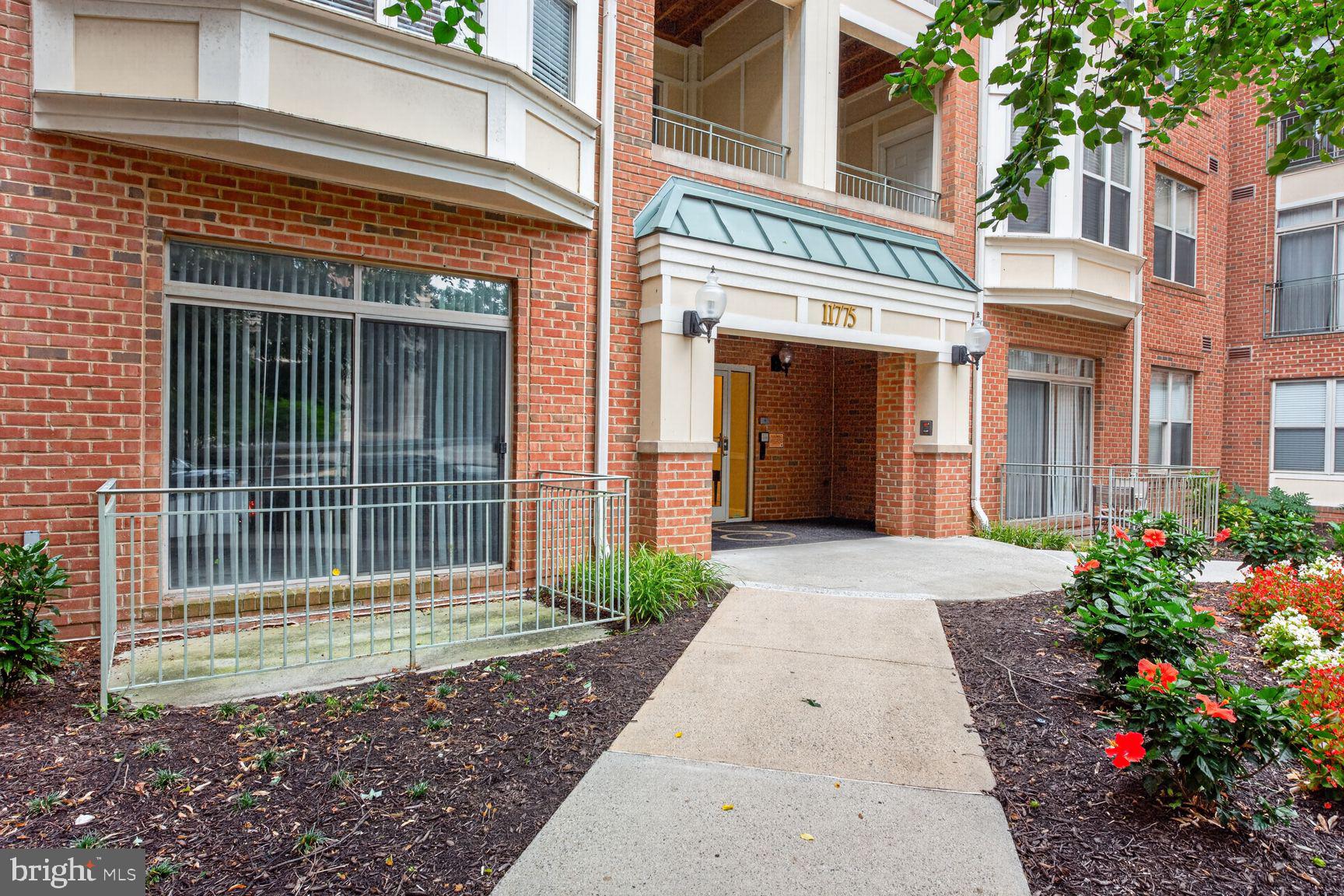 11775 Stratford House Place, Unit 112 Reston, VA 20190 - Photo 6 of 53 Exterior Front