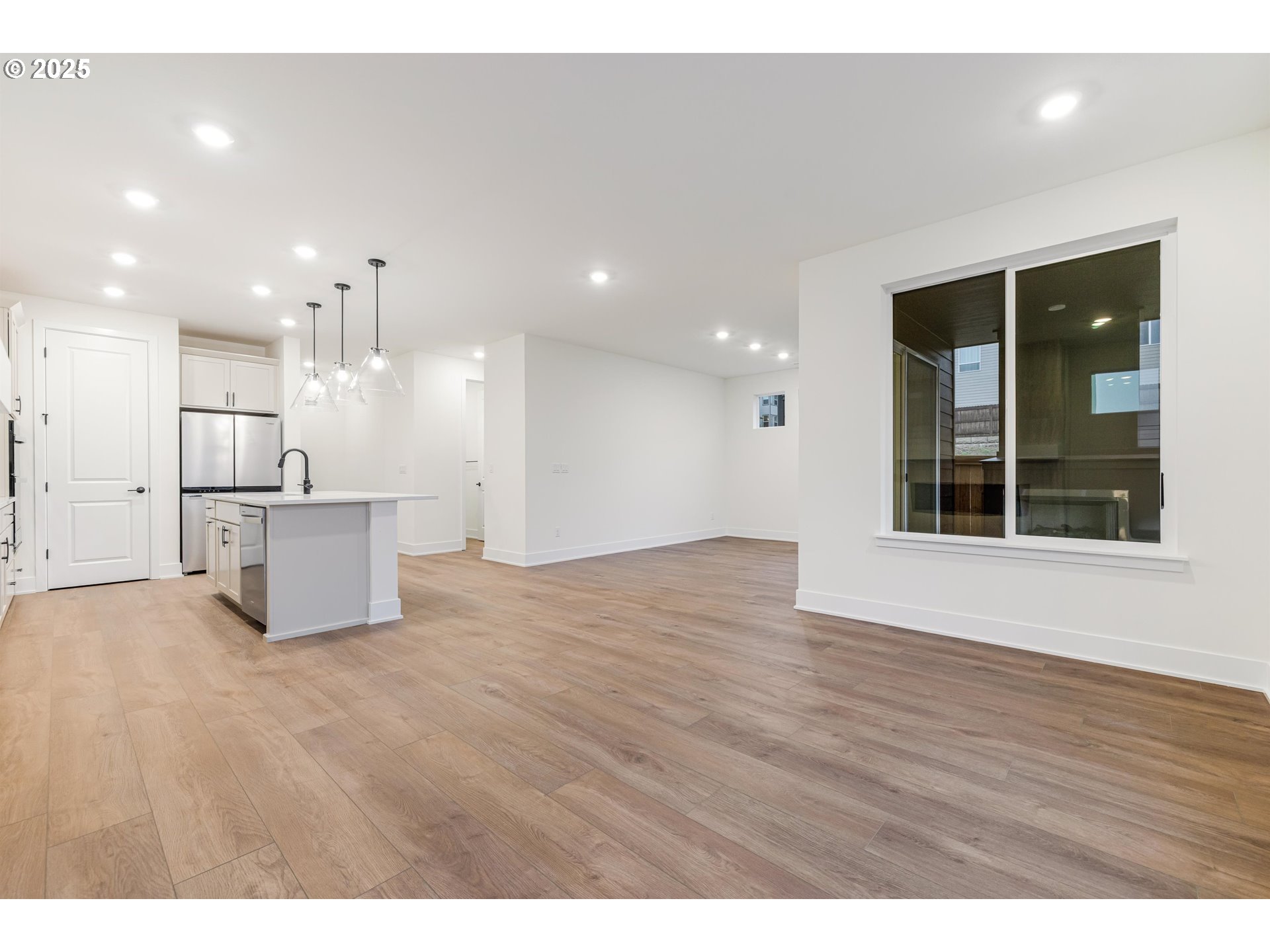 15944 Southwest Bluewater Terrace Tigard, OR 97224 - Photo 14 of 27