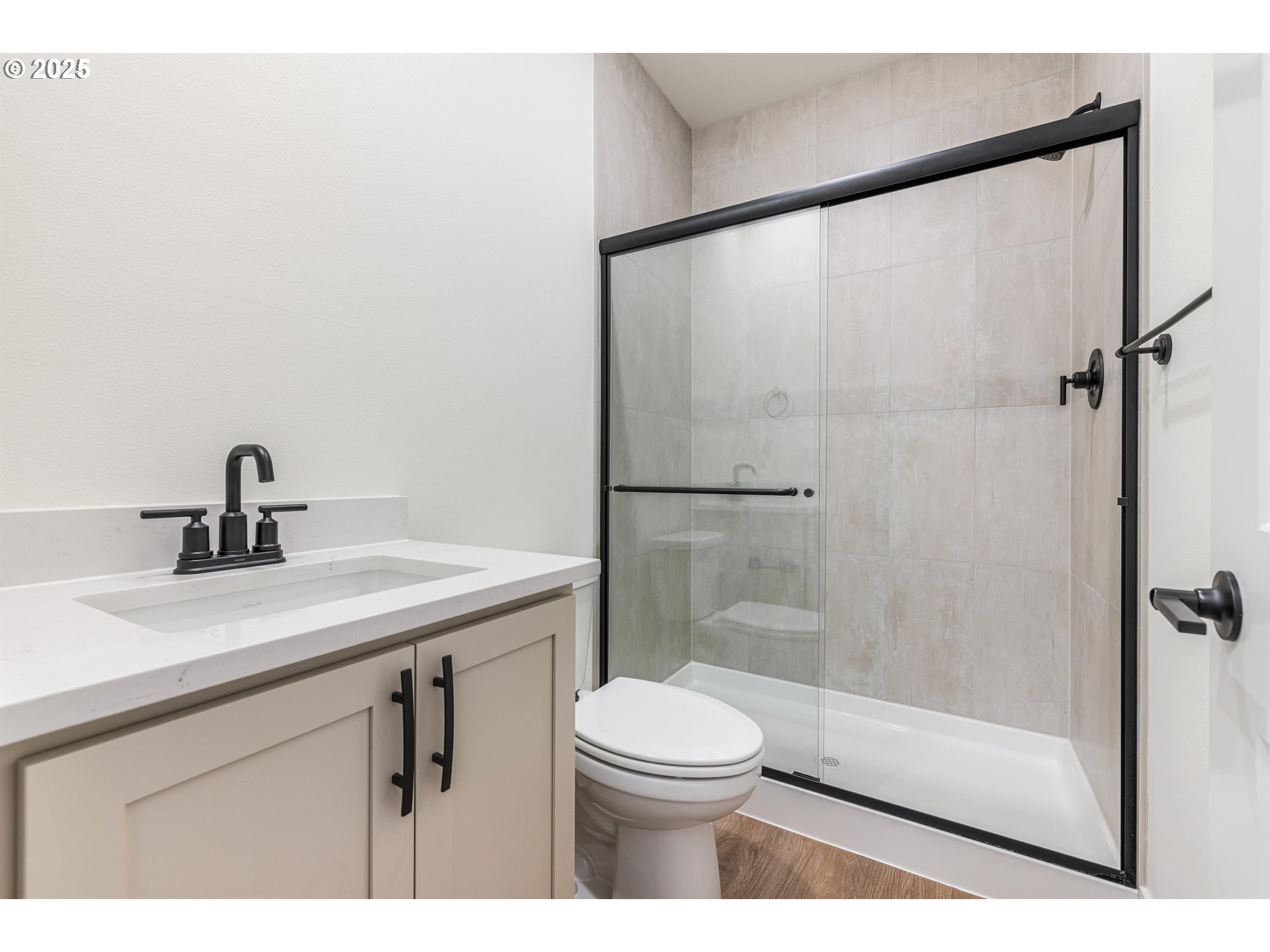 15944 Southwest Bluewater Terrace Tigard, OR 97224 - Photo 18 of 27 Bathroom