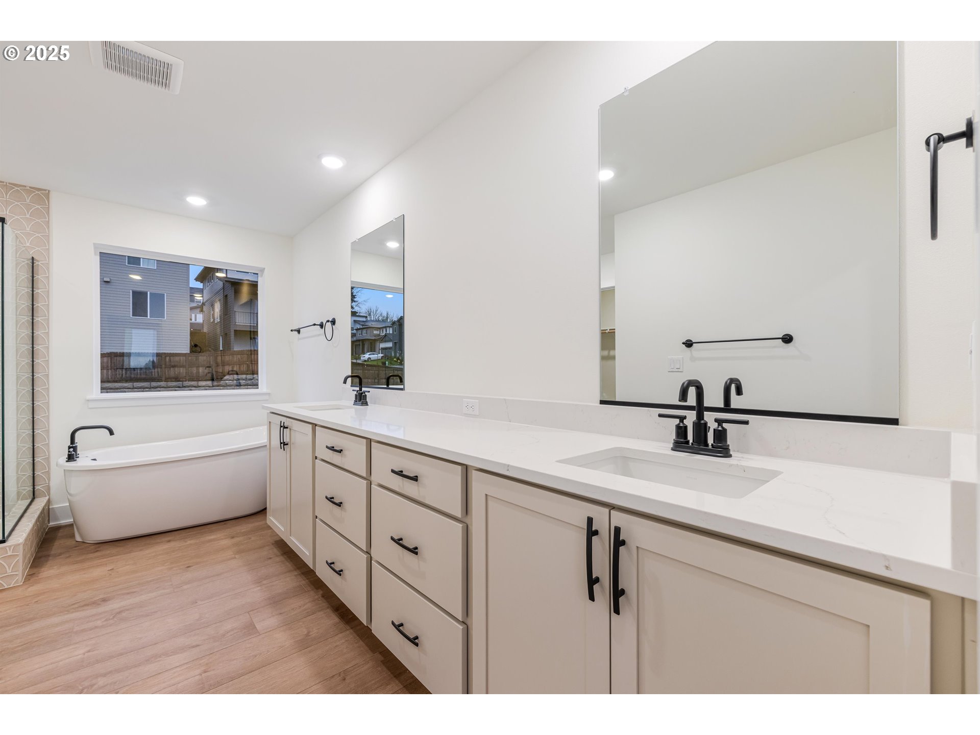 15944 Southwest Bluewater Terrace Tigard, OR 97224 - Photo 23 of 27 Owner's Suite Bathroom