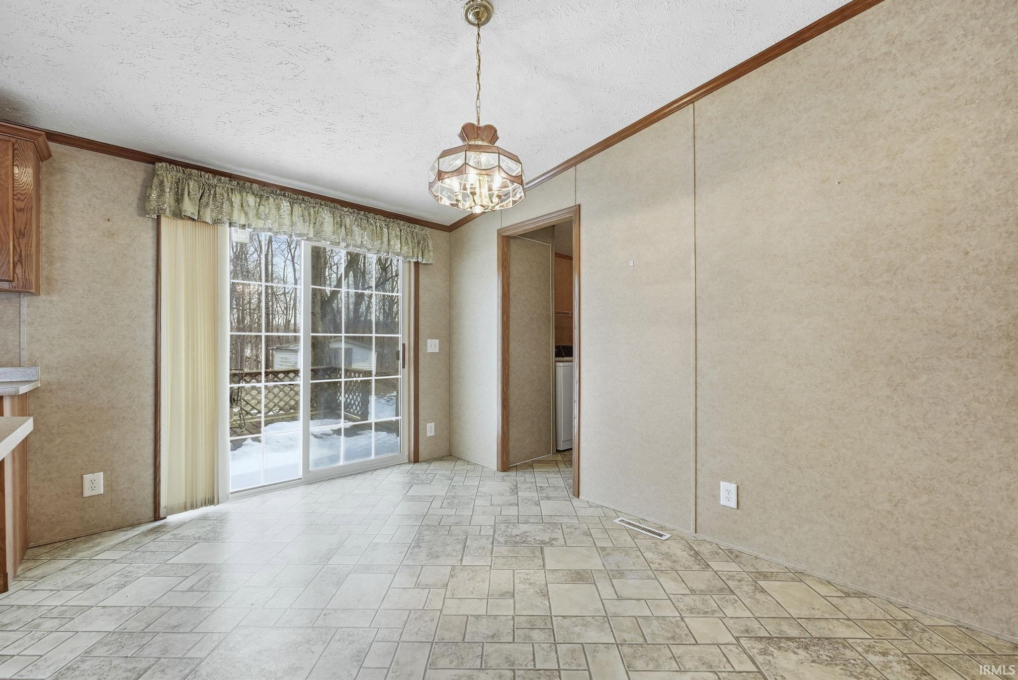 619 East 6th Street Warren, IN 46792 - Photo 13 of 36