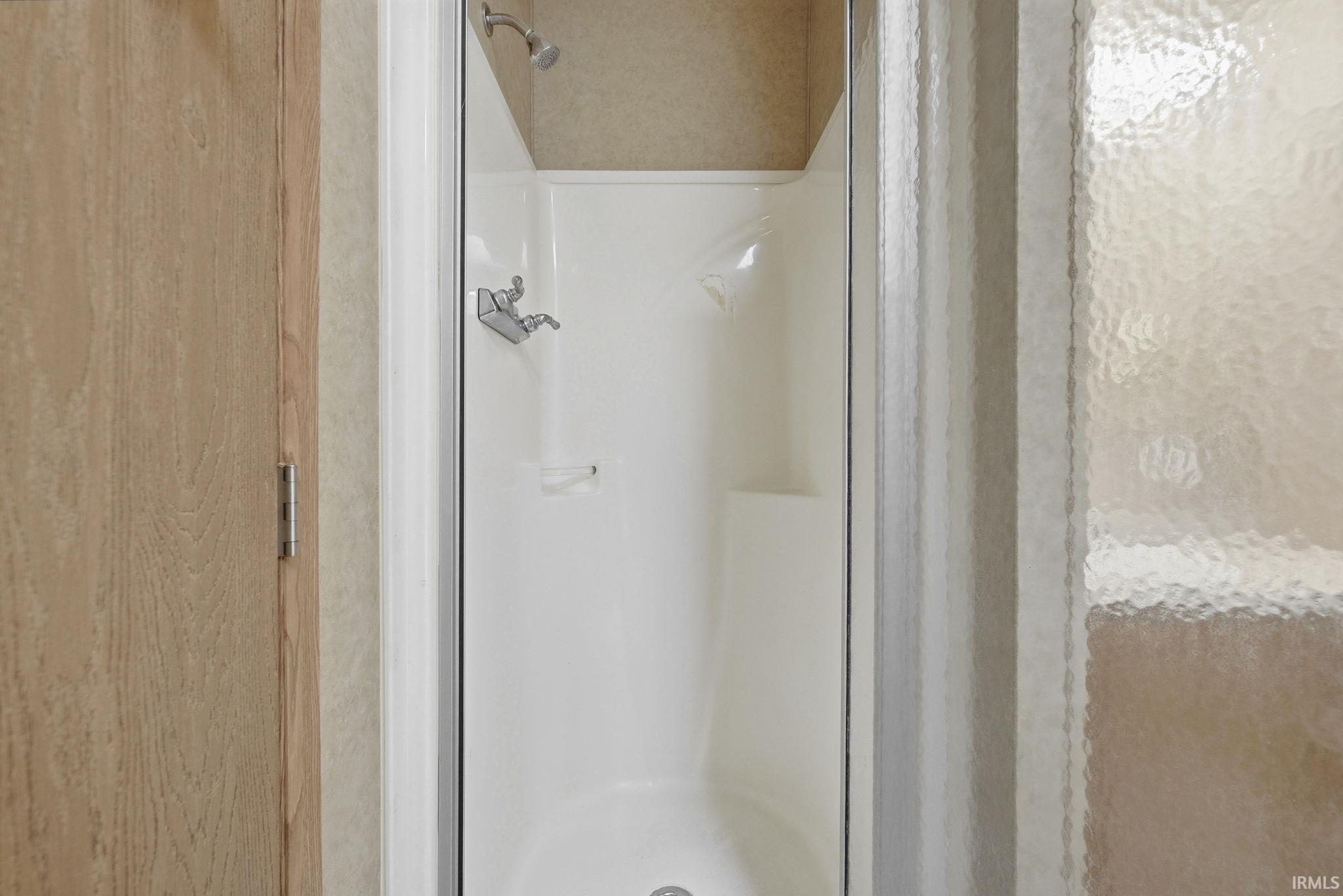 619 East 6th Street Warren, IN 46792 - Photo 18 of 36