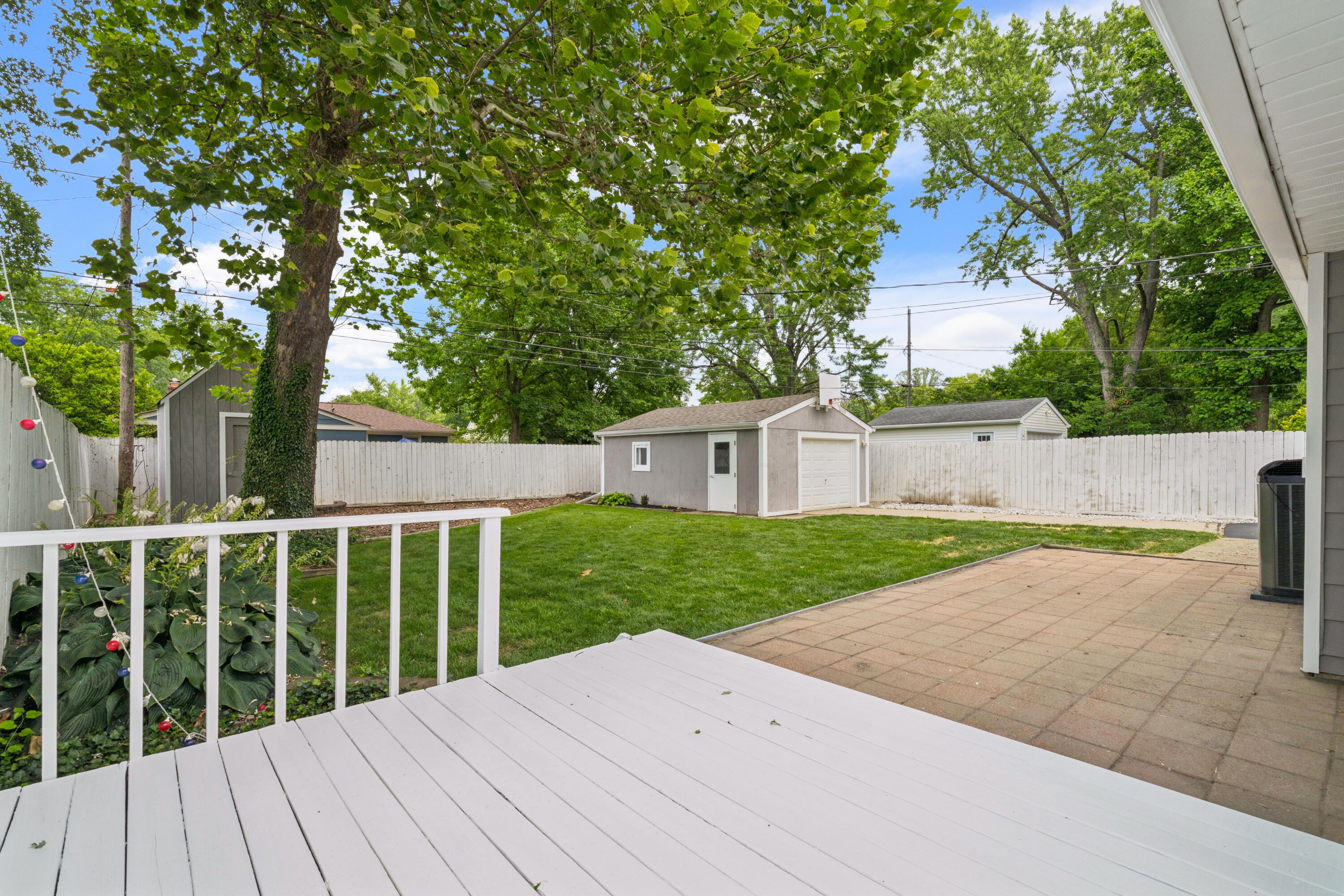 2554 Nottingham Road Columbus, OH 43221 - Photo 34 of 61 Backyard