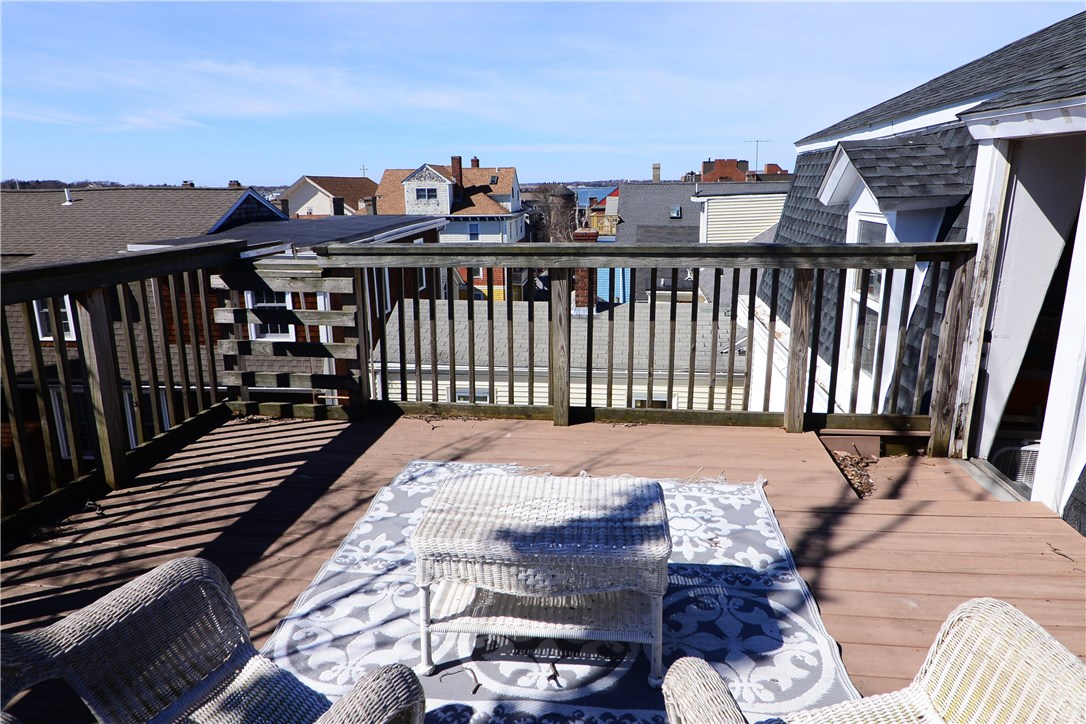 33 Ann Street Newport, RI 02840 - Photo 9 of 19