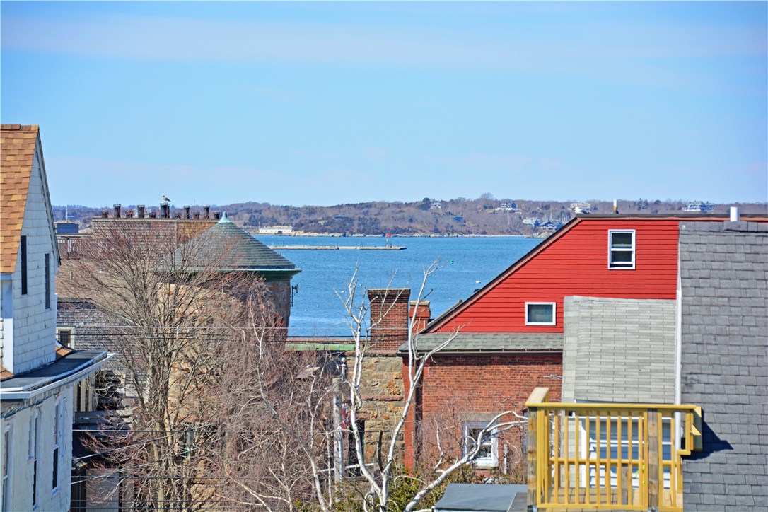 33 Ann Street Newport, RI 02840 - Photo 10 of 19
