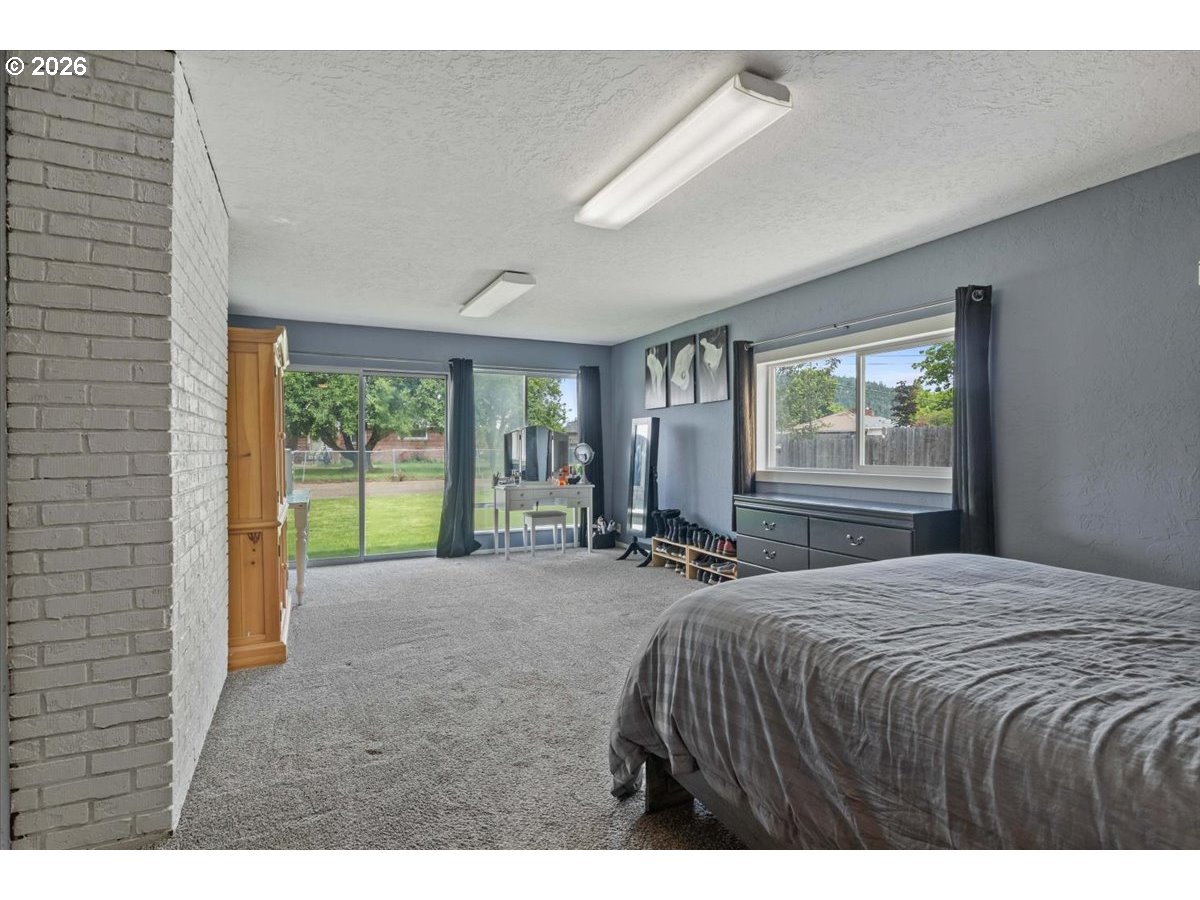 515 Pearson Street Lebanon, OR 97355 - Photo 12 of 48