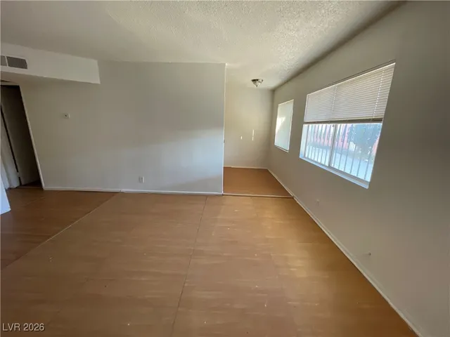 $925 | 705 Morgan Avenue, Unit 4, Las Vegas, NV 89106