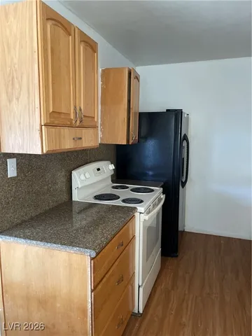 $925 | 705 Morgan Avenue, Unit 4, Las Vegas, NV 89106