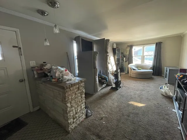 $235,000 | 11524 Nagle Avenue, Worth, IL 60482