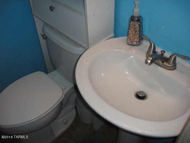 623 East Post Road Benson, AZ 85602 - Photo 37 of 48