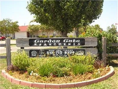 $570 | 300 East 3rd Street, Burnet, TX 78611