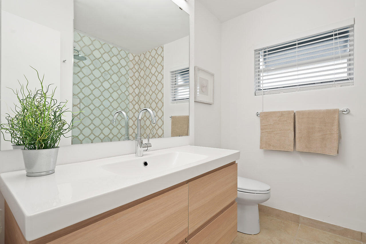 1143 Surf Road Singer Island, FL 33404 - Photo 28 of 34 028-1143SurfRoad-SingerIsland-FL-small