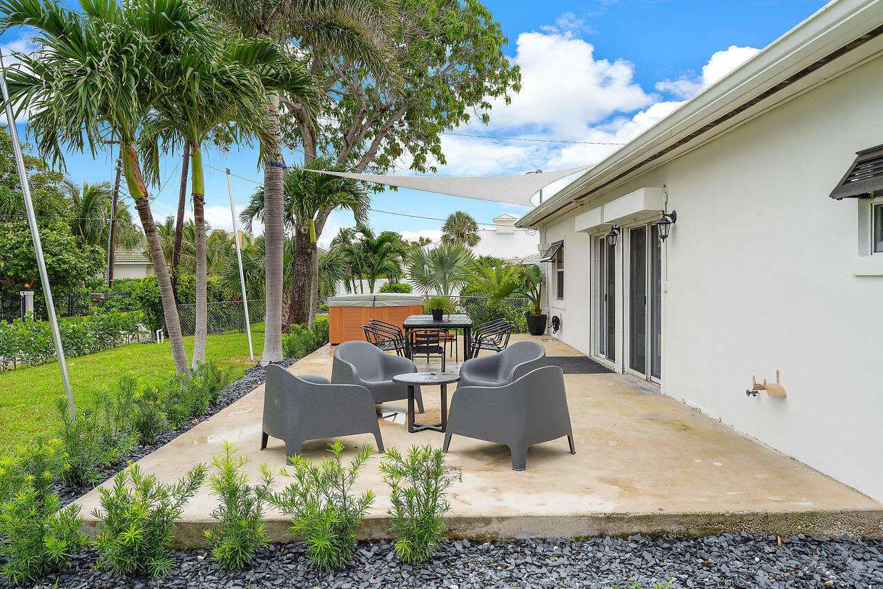 1143 Surf Road Singer Island, FL 33404 - Photo 33 of 34 033-1143SurfRoad-SingerIsland-FL-small