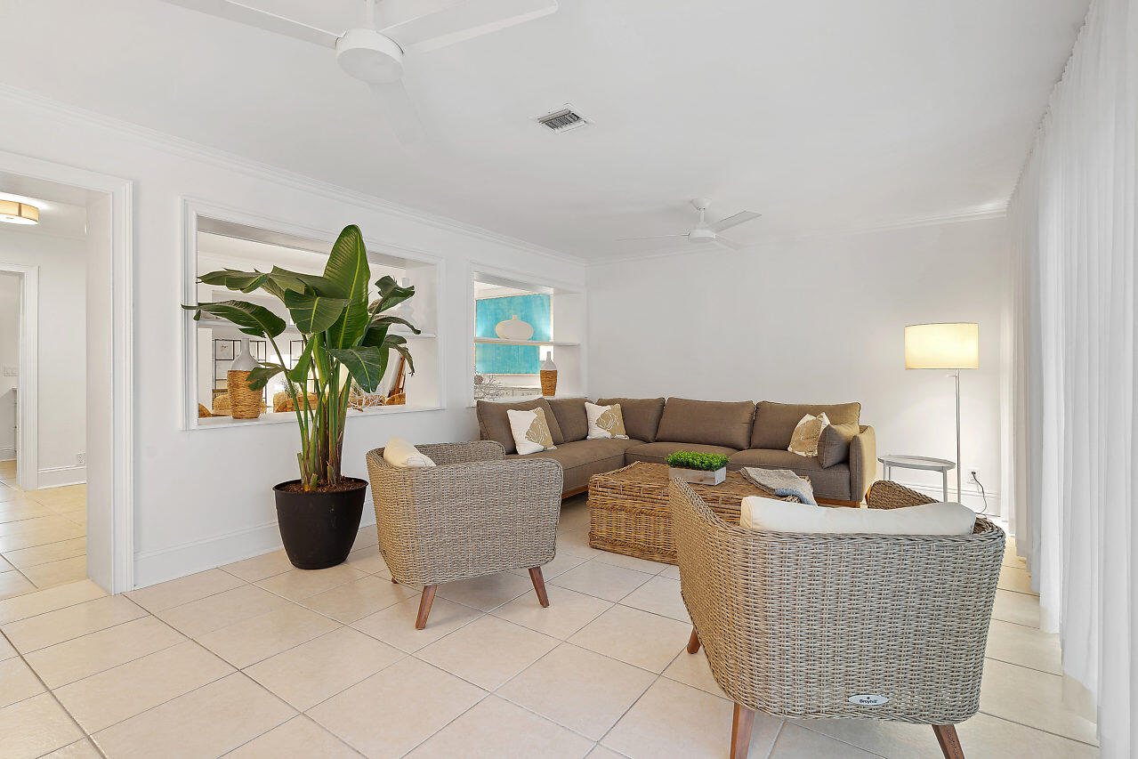 1143 Surf Road Singer Island, FL 33404 - Photo 6 of 34 013-1143SurfRoad-SingerIsland-FL-small